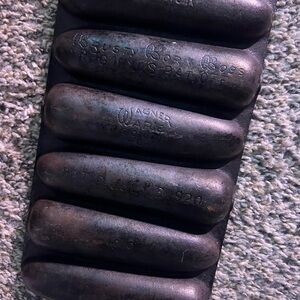 Vintage Wagner Ware Cast Iron Corn Stick Pan - 7 Mold
